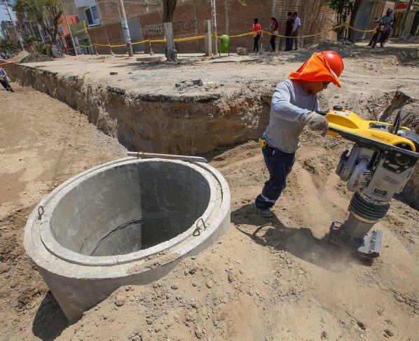 Arranca Perú: tres obras de agua y alcantarillado se ejecutarán en la región Ica