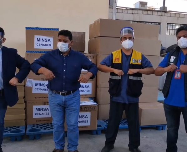 Minsa entrega 241 mil suministros médicos a Javier Gallegos para prevenir el COVID-19