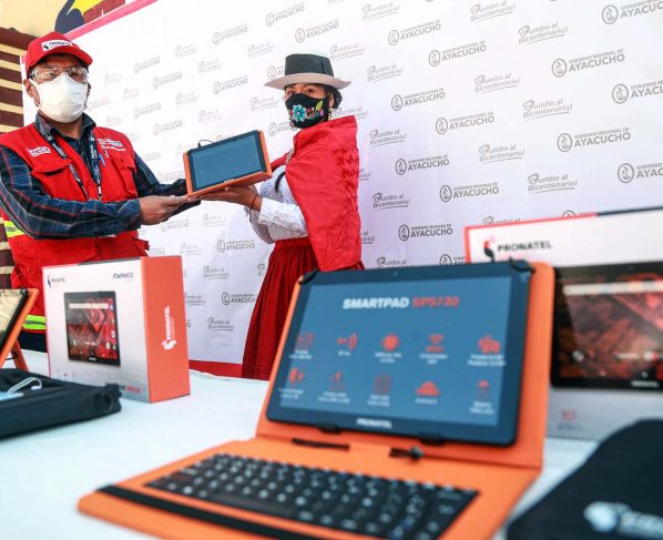 MTC entrega más de 28 mil tabletas a la región Ayacucho para fortalecer el acceso a la educación