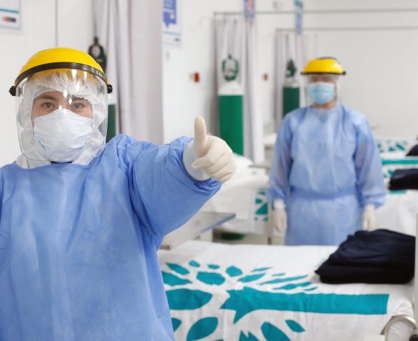 Los casos activos de coronavirus en Perú caen por debajo de 90.000