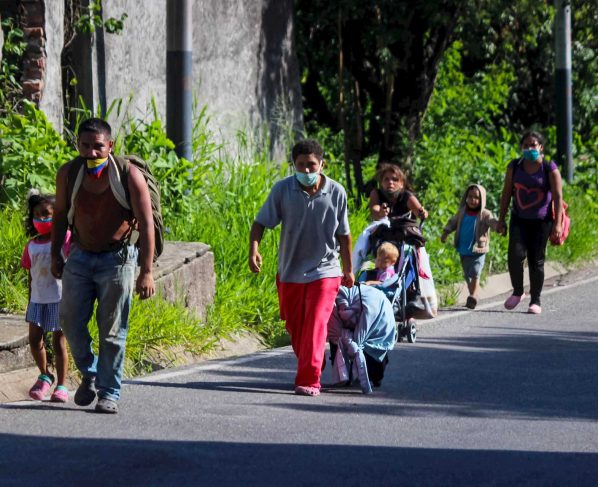 Piden 304 millones de dólares para asistir a 900.000 venezolanos en Perú