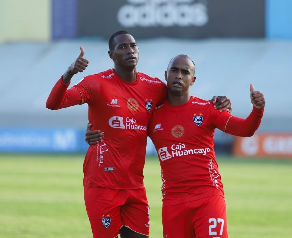 Cienciano ganó 1-0 a Universitario con gol de Trujillo
