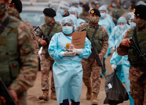 Perú llega a un total de 993.760 casos y 36.969 fallecidos por la covid-19