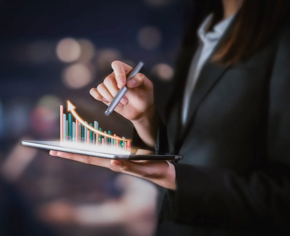 El PIB de Perú cayó -3,79 % en octubre, su mejor dato desde la pandemia