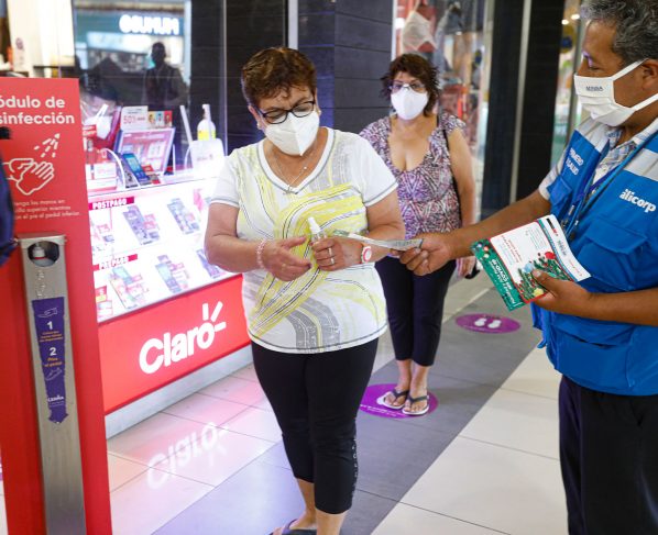 La segunda ola de la covid-19 "es inminente" en Perú, advierten médicos