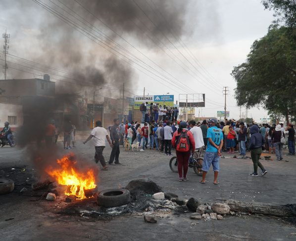 Nuevas protestas de trabajadores agrarios por falta de acuerdo sobre ley agraria