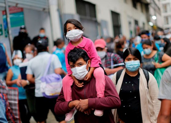 Perú se acerca al millón de casos y supera los 37.000 fallecidos por covid-19