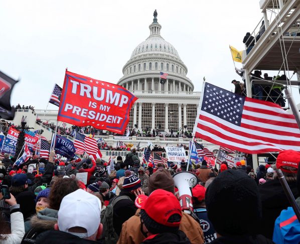 Caos en Washington por el asalto al Capitolio de miles de seguidores de Trump