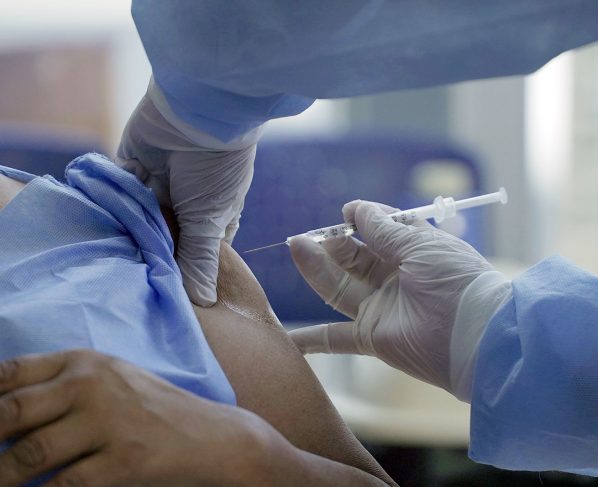 46 personas fueron inoculadas indebidamente en el Hospital Regional
