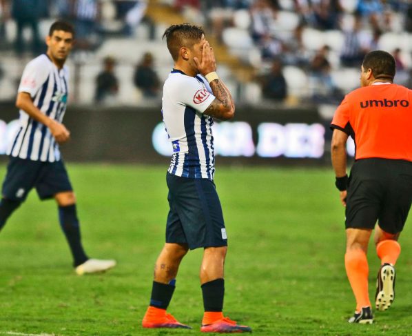 Alianza Lima cumple 120 años en uno de los peores momentos de su historia