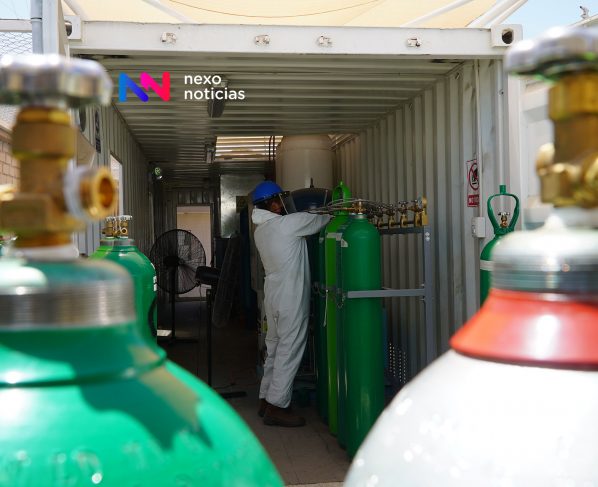 Cientos de personas llegan a Pisco en busca de oxígeno medicinal