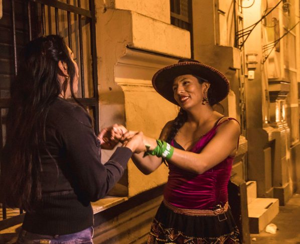 Gahela Cari, candidata trans discriminada: "Cuestionan mis genitales"