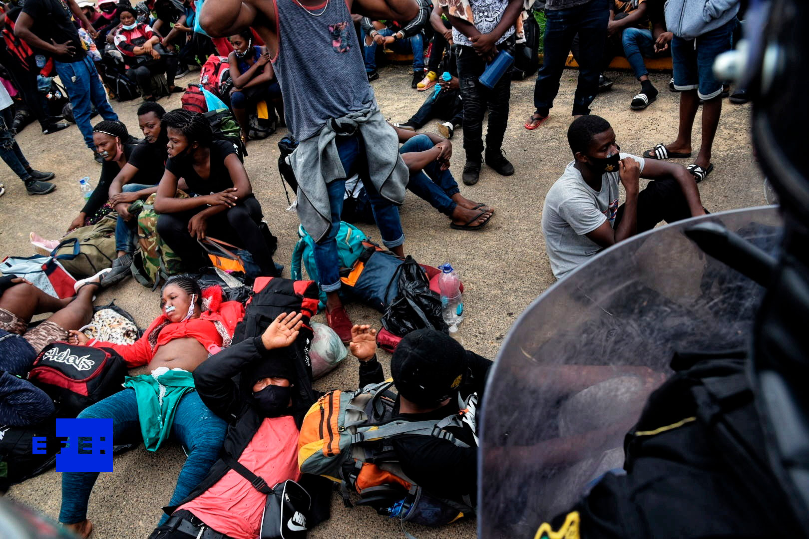 Tensión y violencia en la frontera Perú-Brasil por caravana migrante