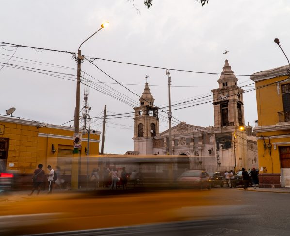 Perú supera 1,4 millones de casos e Ica pasa de nivel "extremo" a "muy alto"