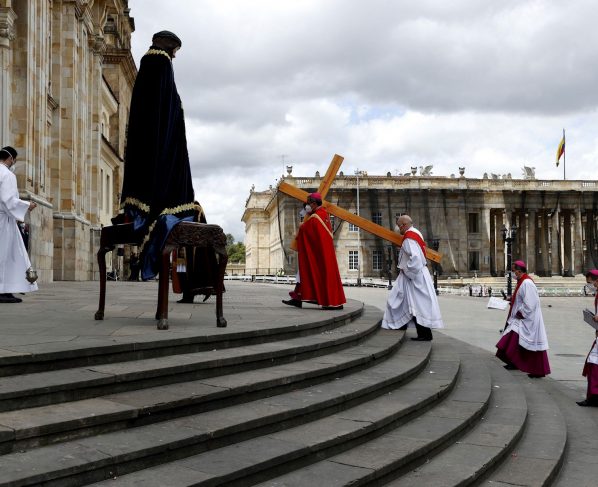 Latinoamérica vive una Semana Santa atípica con ascenso de casos por covid-19