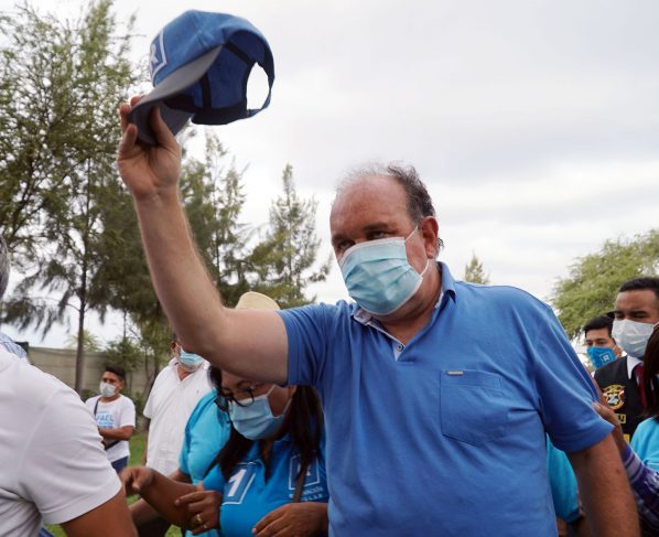 López Aliaga dice que en su gestión Ica se convertirá en potencia mundial agroexportadora