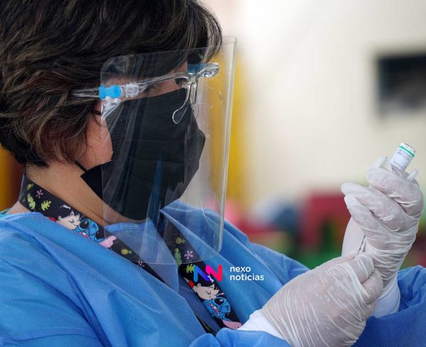 Perú acelera para vacunar contra la covid-19 a todos los mayores de 80 años