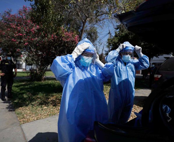 Perú alcanza un nuevo récord de fallecidos, con 433 decesos en un solo día