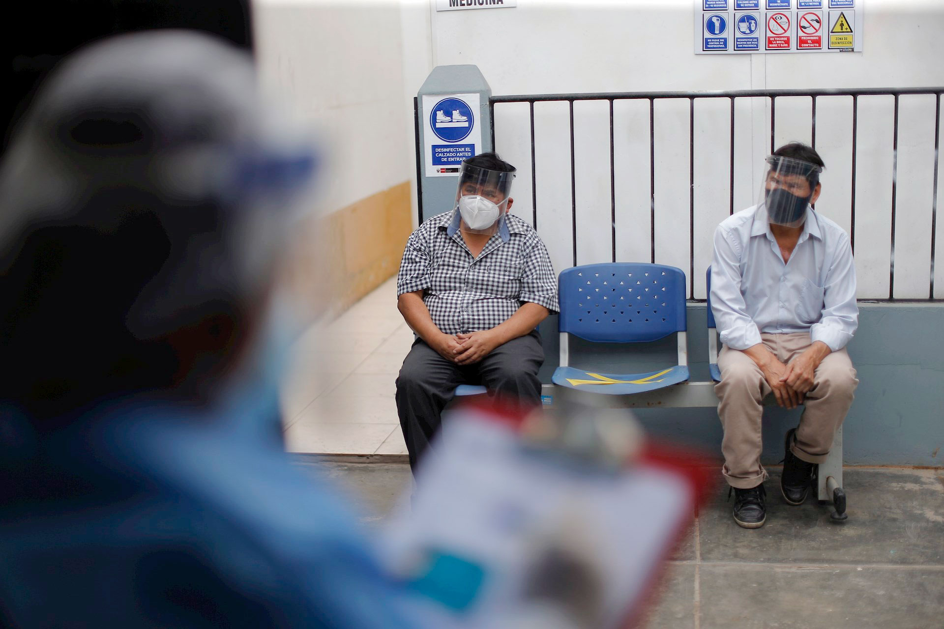 Récord de contagios de covid-19 en Perú con 13.326 casos reportados en un día
