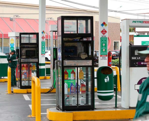 A partir de julio solo se expenderán gasolinas y gasoholes de tipo regular y premium