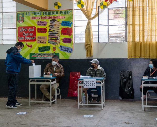 Cinco claves que deja la votación presidencial de Perú