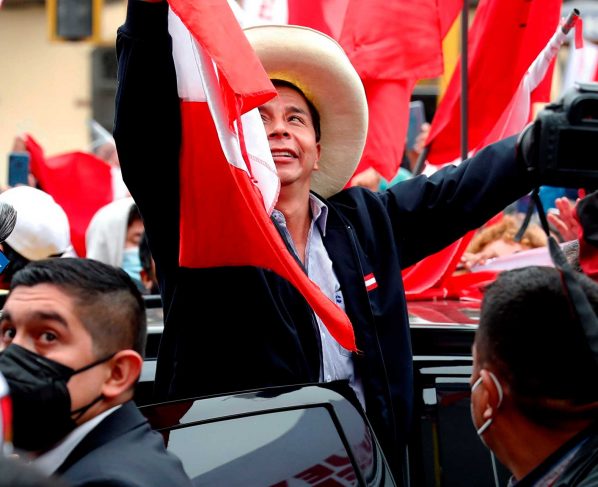 El izquierdista Pedro Castillo se aproxima al triunfo electoral en Perú