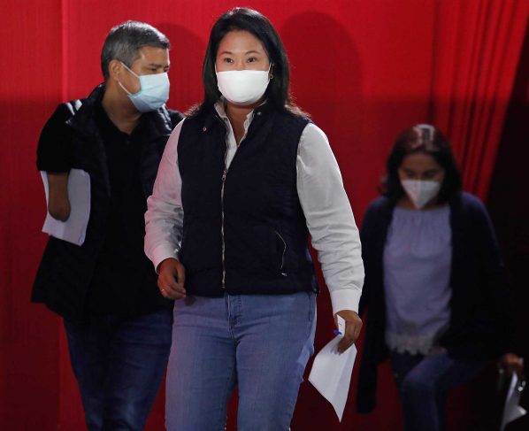 Keiko Fujimori denuncia supuesto fraude sistemático en los comicios