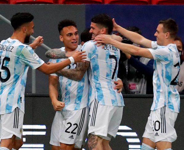 Argentina jugará la final contra Brasil