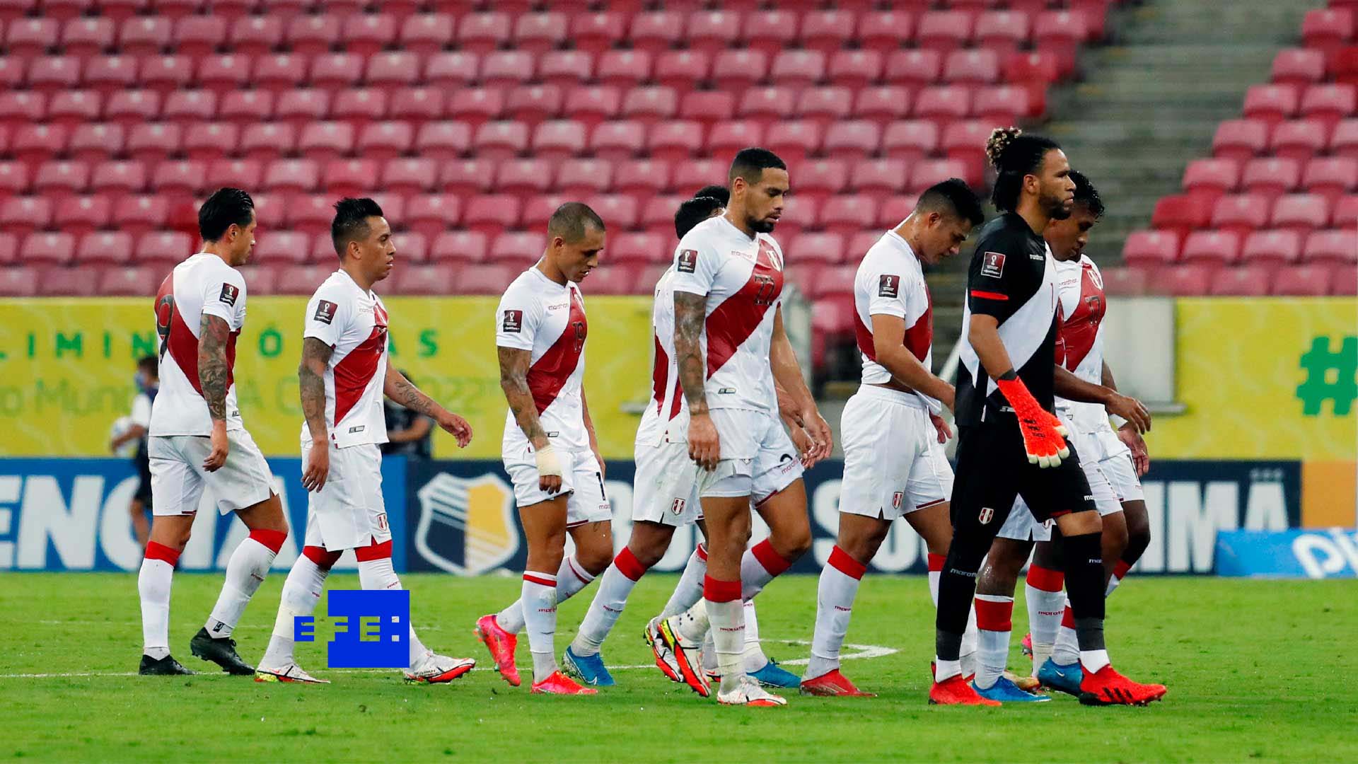 Brasil vence a Perú y fija marca de ocho victorias en ocho partidos