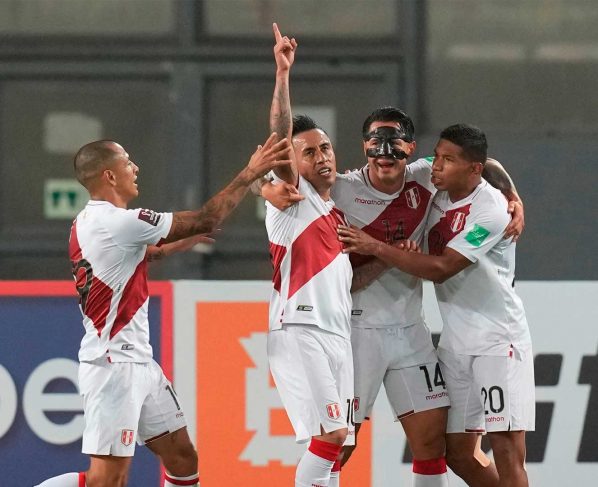 Perú vence a Venezuela y recupera posiciones en las eliminatorias