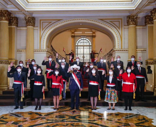 Castillo reforma el Gobierno de Perú con Mirtha Vásquez como primera ministra