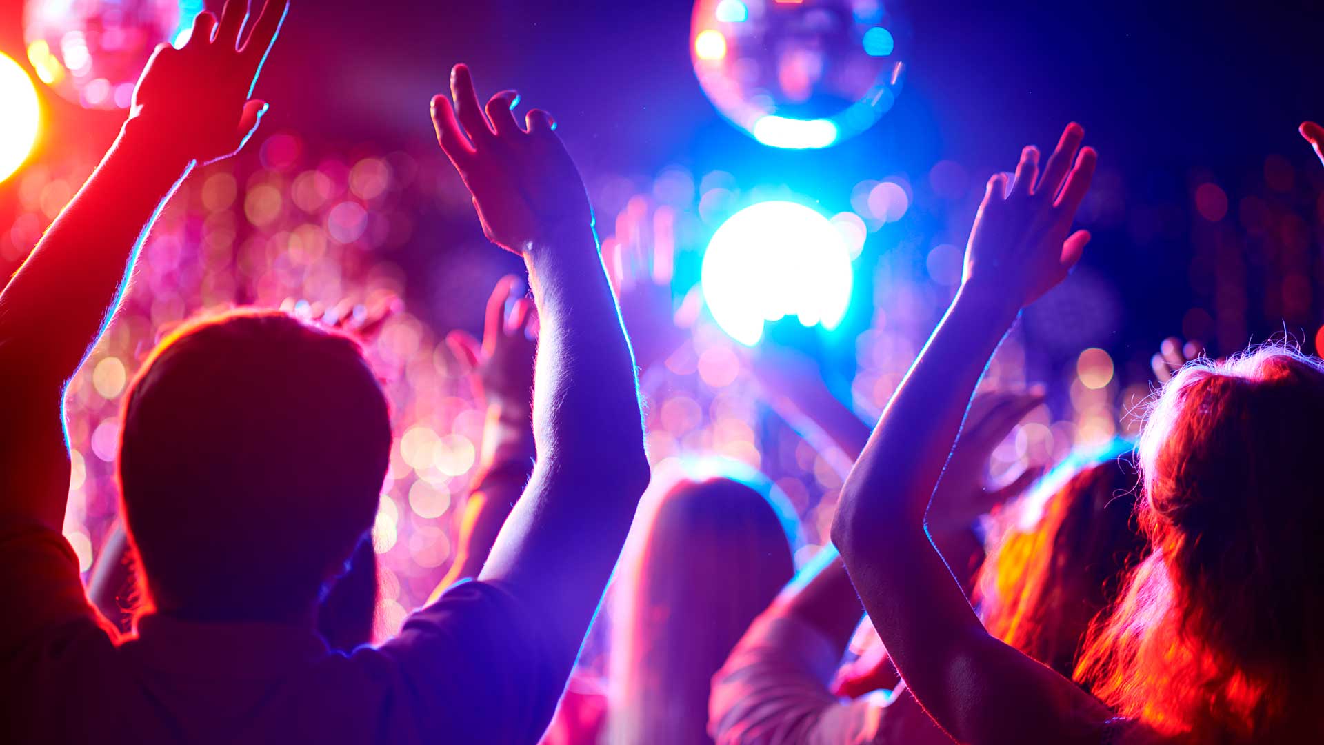 Prohíben fiestas de Halloween en Perú, pero organizadores siguen adelante