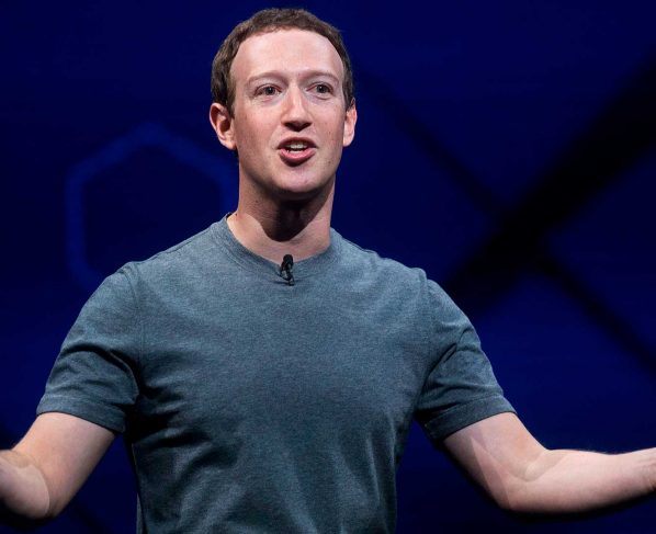 Zuckerberg pierde 5.900 millones de dólares tras la caída de Facebook