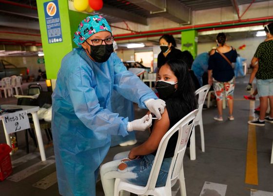 Cerca de cien mil adolescentes de 12 a 17 años deben vacunarse contra el covid