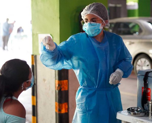 El 82 % de los nuevos casos de covid-19 son personas no vacunadas