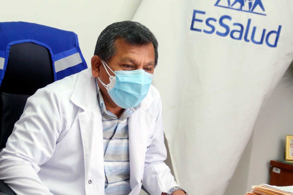 Falta de especialistas impide a Essalud implementar más camas UCI