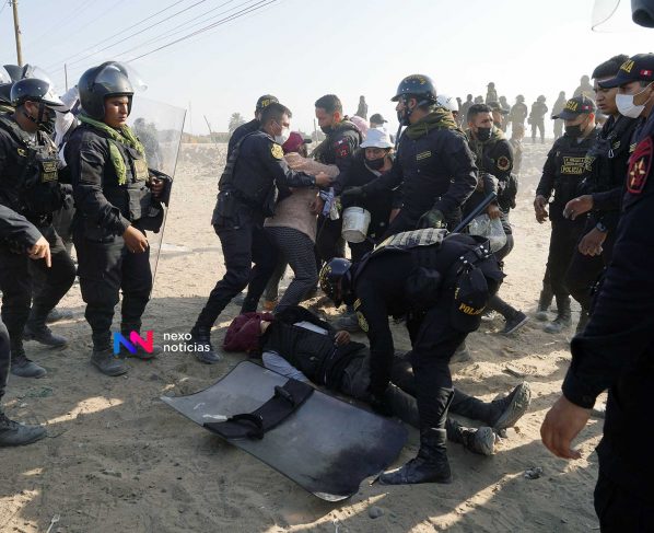 Policías se someten a pruebas de absorción atómica por muerte de protestante