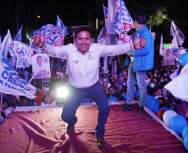 Lenin Cruces es el virtual alcalde de Parcona