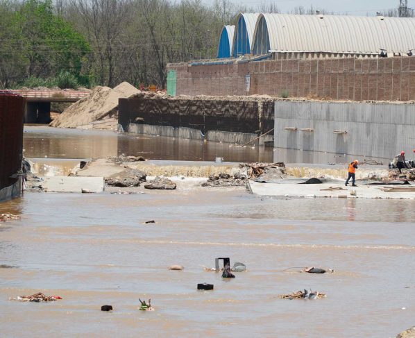 Una serie de daños causan las aguas de Choclococha en diversos tramos del río Ica