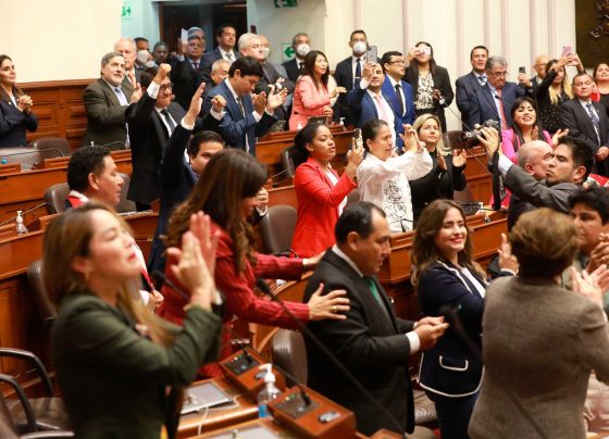 Congreso aprueba vacancia de Pedro Castillo con 101 votos