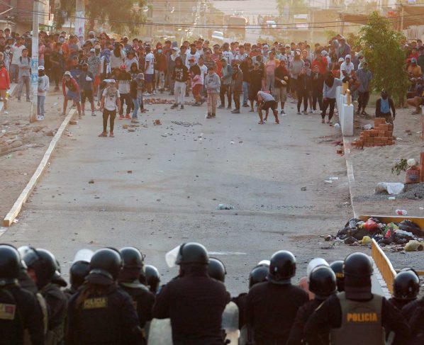 Manifestantes vuelve a tomar la carretera Panamericana Sur en Expansión Urbana