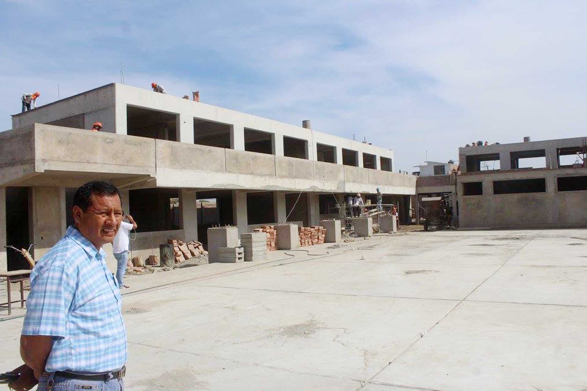 Carlos Reyes liquidó obra mal hecha durante su gestión en La Tinguiña