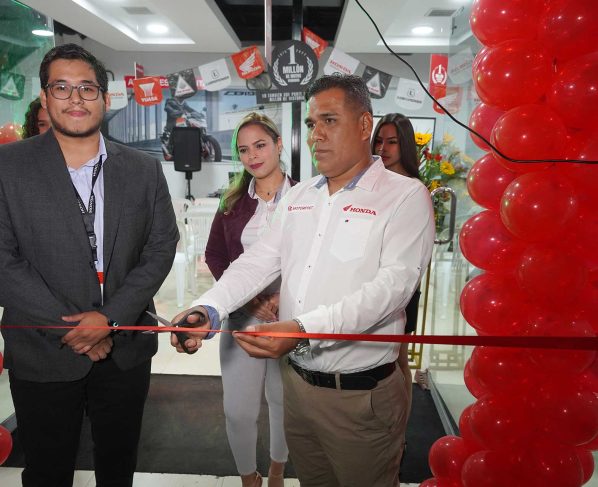 Cía Reyes, concesionario integral de Honda, inaugura su nuevo local en Ica