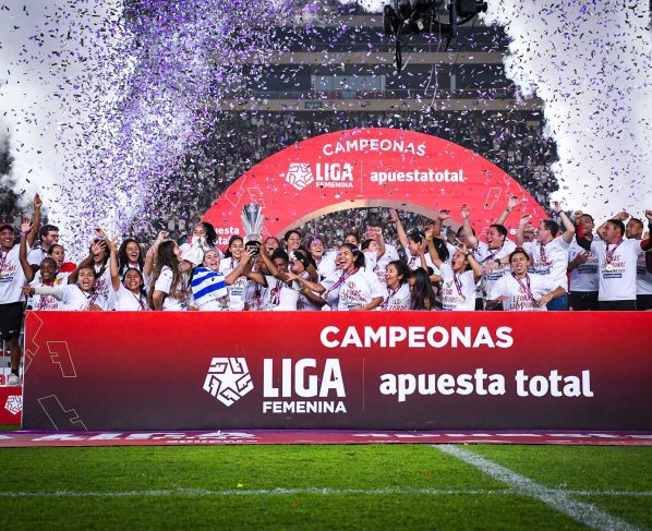 Universitario se corona campeón del fútbol femenino al vencer 2-0 a Alianza Lima
