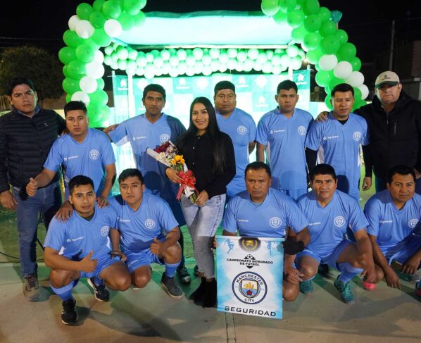 Agrokasa inaugura su campeonato integrado de fulbito