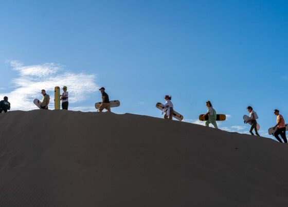 Feriado largo: cientos de turistas llegan a Ica para disfrutar de las dunas de Huacachina