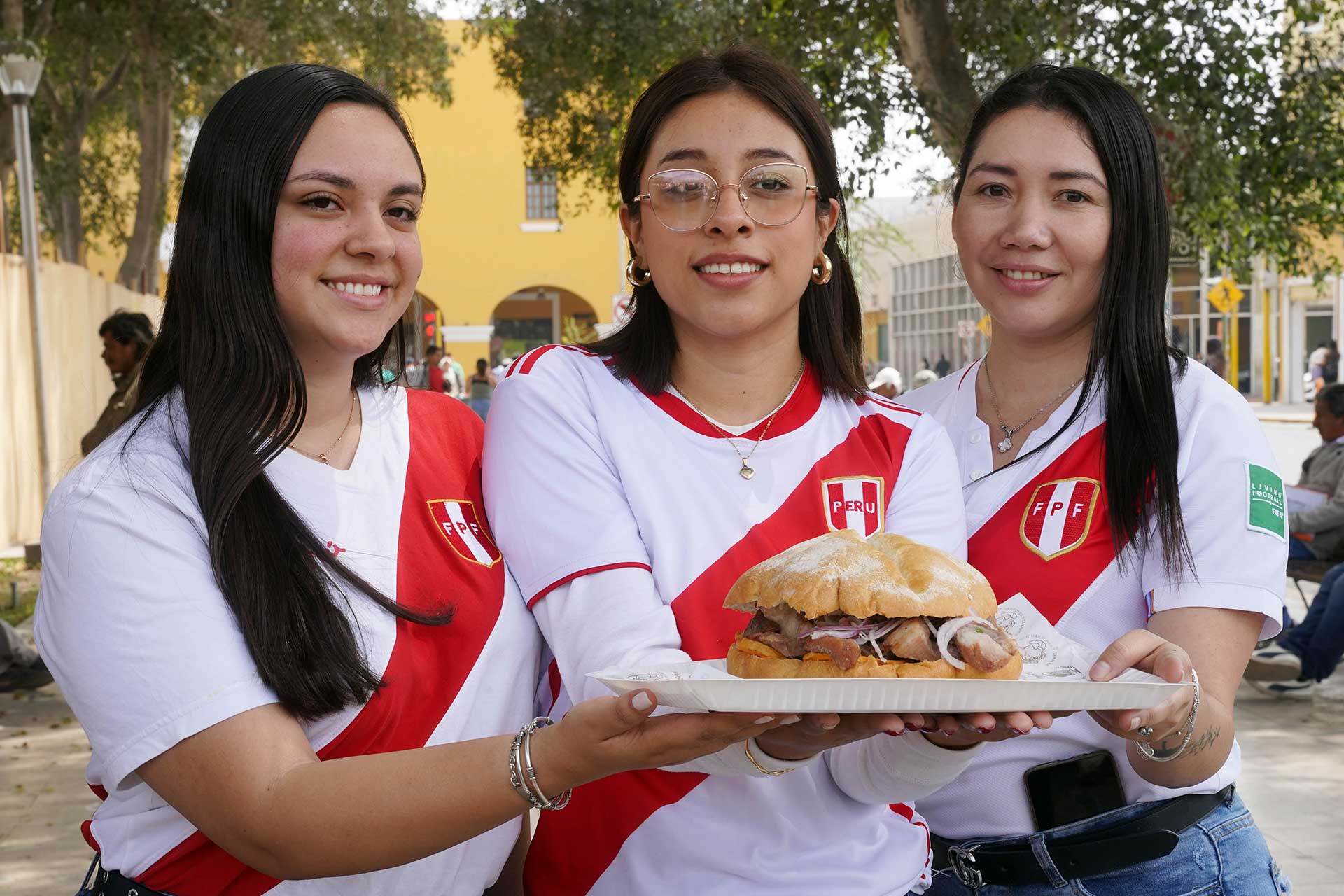 El pan con chicharrón se consagra campeón mundial de los desayunos