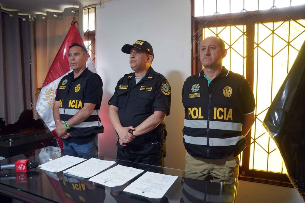 Detienen al alcalde Jesús Rojas por integrar presunta organización criminal "Los cuellos blancos de Sunampe"