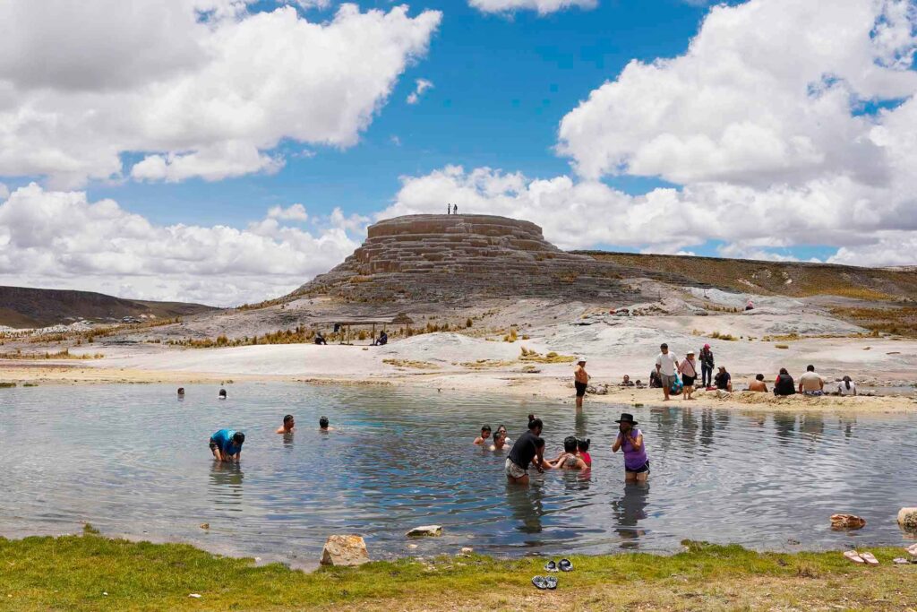 Pachapupum: el impresionante “ombligo de la tierra” que cautiva en las alturas de Ayacucho