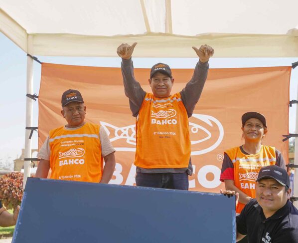 Yimi Angulo Tipiana gana la sexta edición del Concurso de Poda Profesional de Vid en Ica